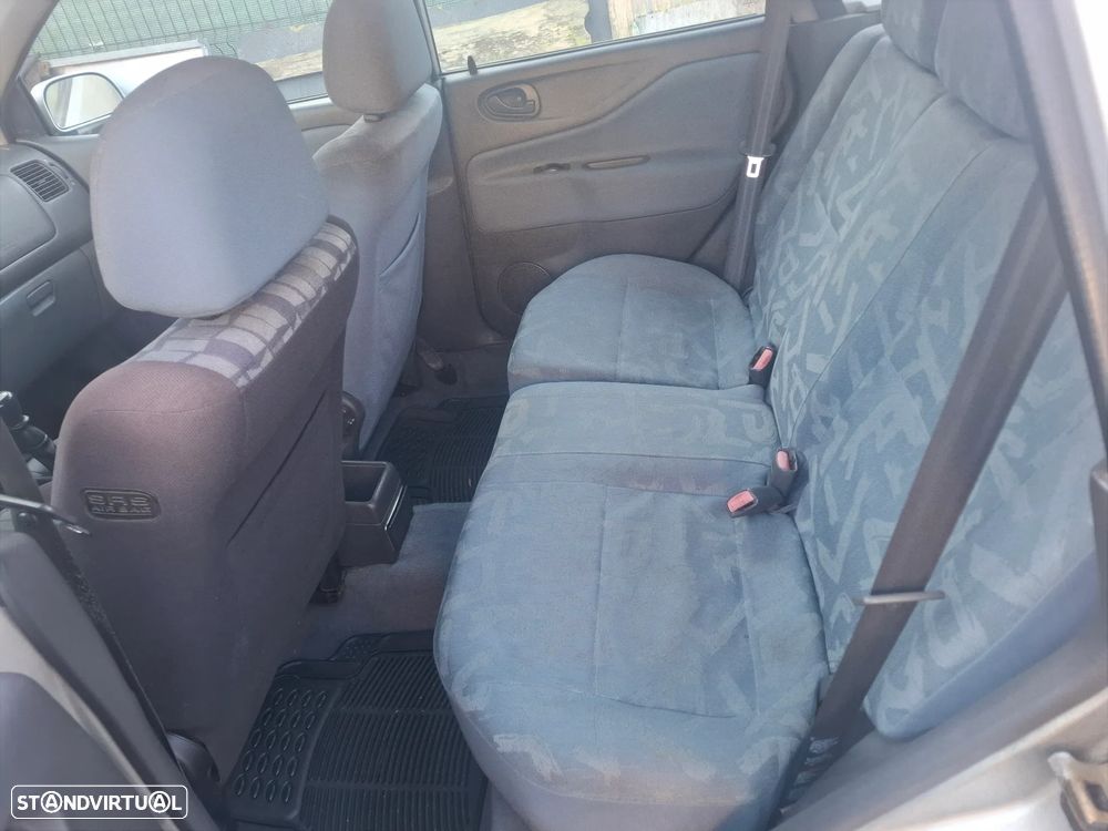 Mitsubishi Space Star 1.3 GLX - 6