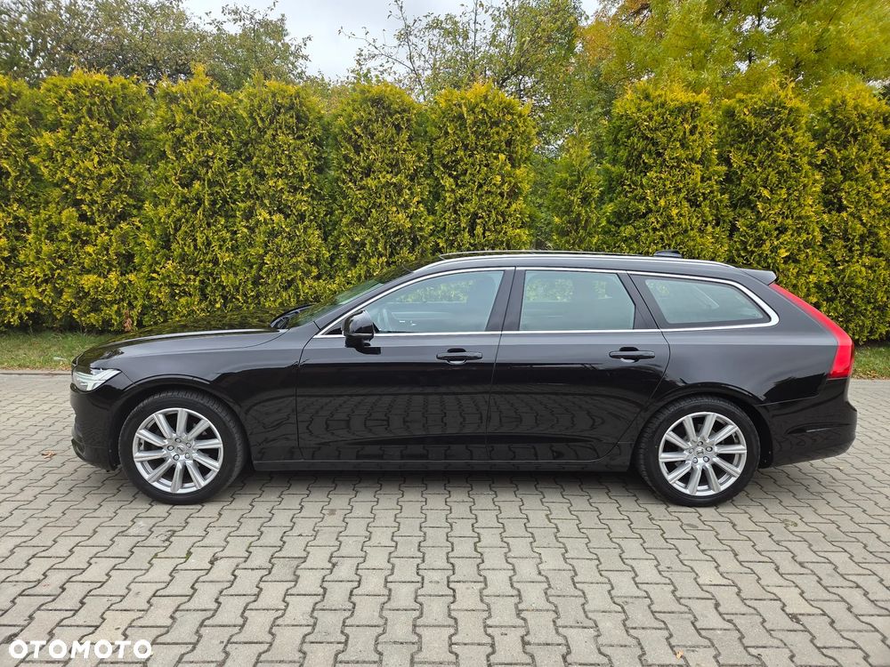 Volvo V90 D4 Momentum - 4