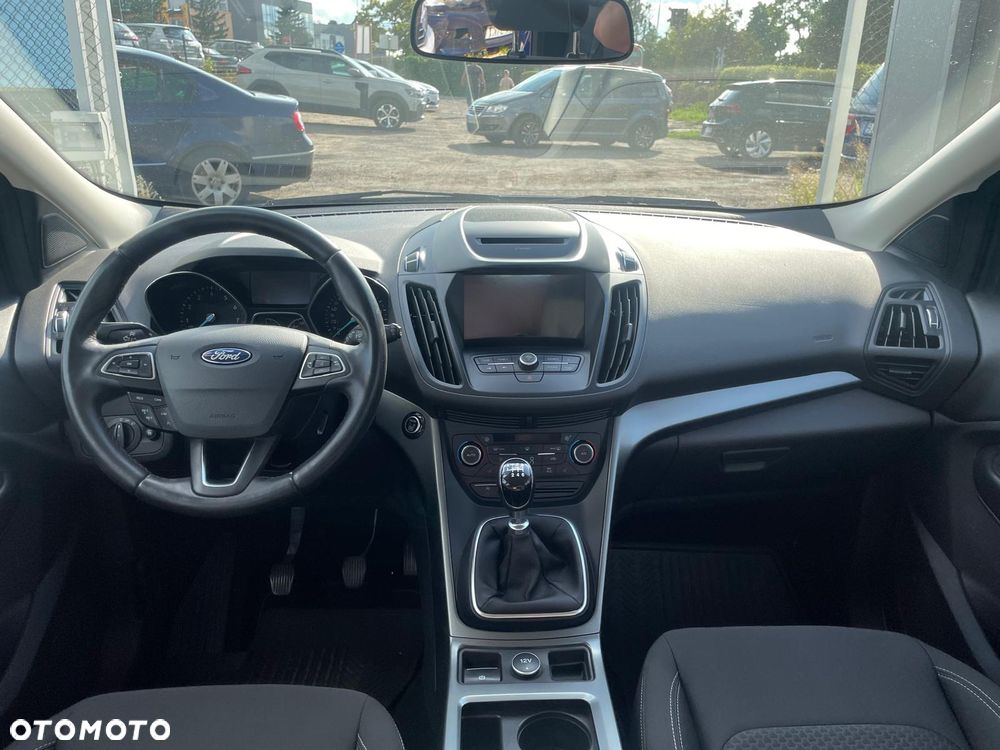Ford Kuga - 17
