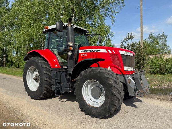 Massey Ferguson 7726