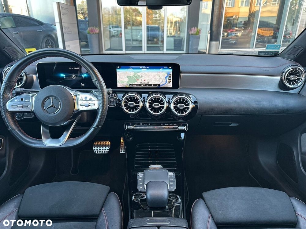 Mercedes-Benz CLA 250 AMG Line - 8