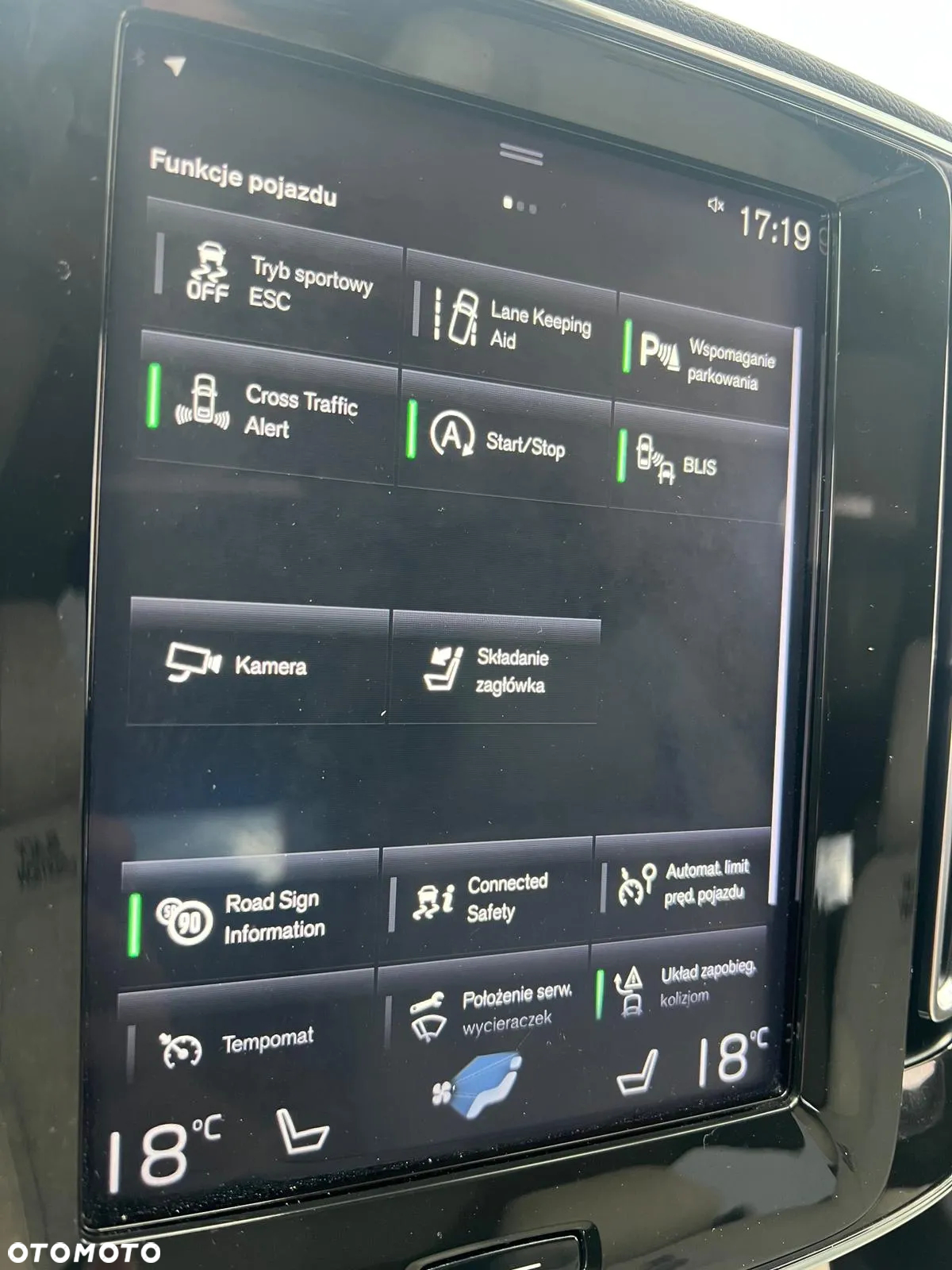 Volvo XC 40 - 33