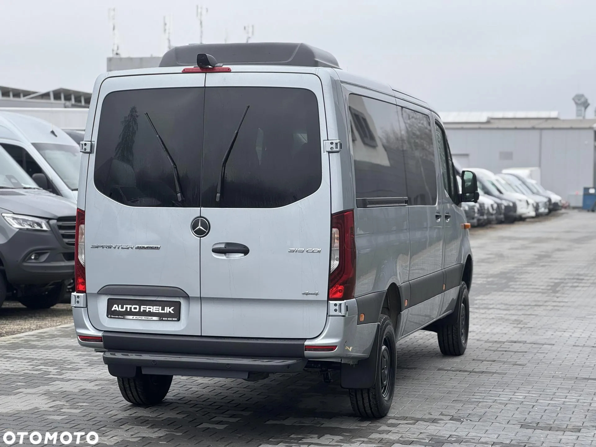 Mercedes-Benz Sprinter - 6