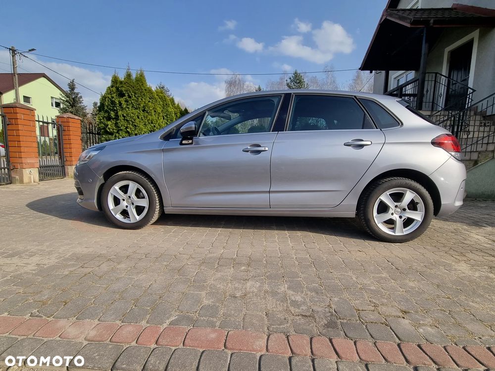 Citroën C4 1.2 e-THP Exclusive - 4
