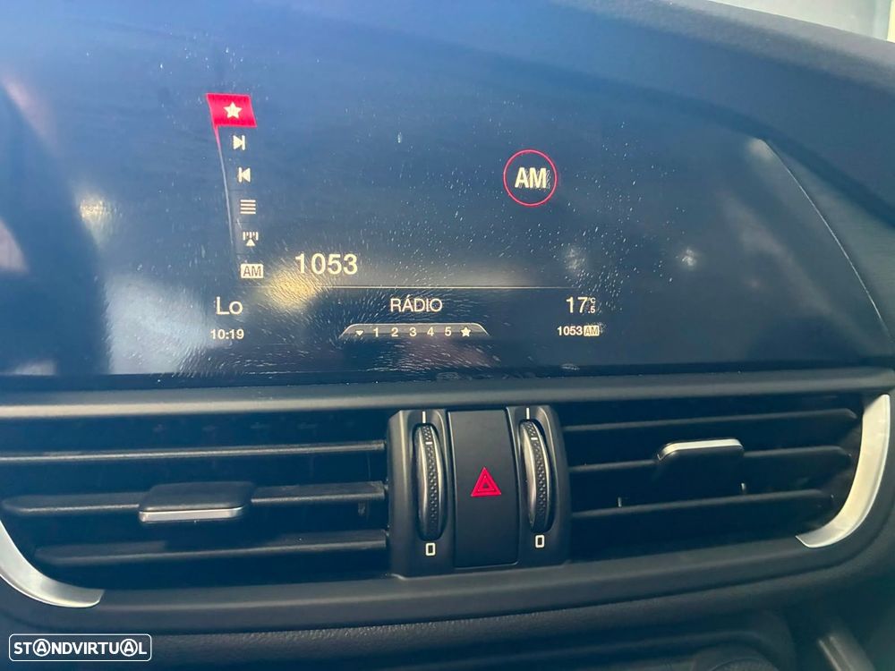 Alfa Romeo Giulia 2.2 D Super AT8 - 27