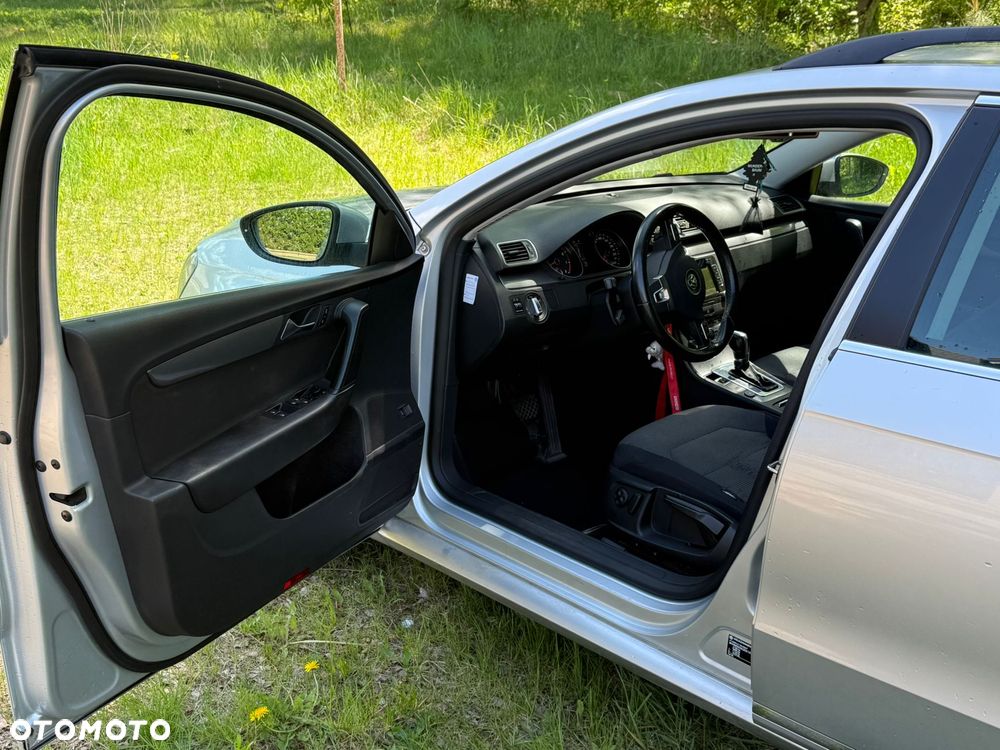 Volkswagen Passat 1.8 TSI Highline DSG - 17
