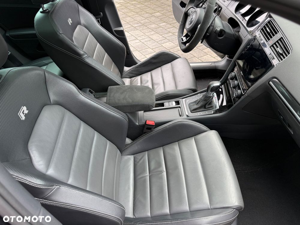 Volkswagen Golf 2.0 TSI BMT 4Mot R DSG - 17