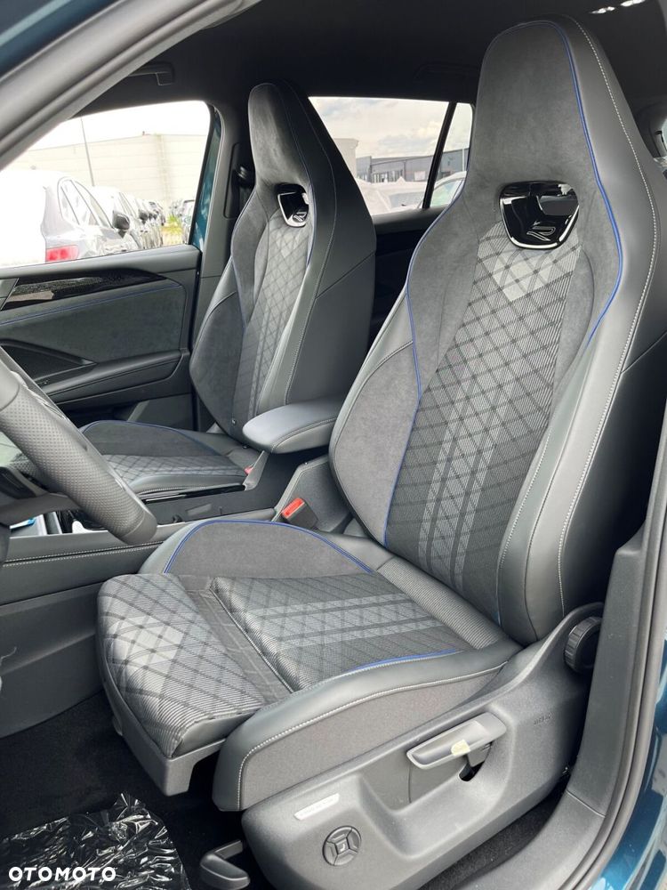 Volkswagen Tiguan - 9