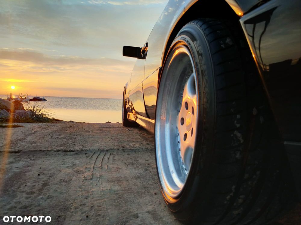 Mercedes-Benz W124 (1984-1993) - 8