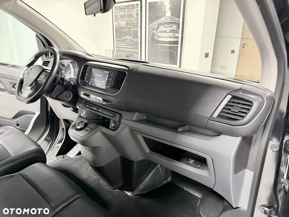 Opel Vivaro - 34