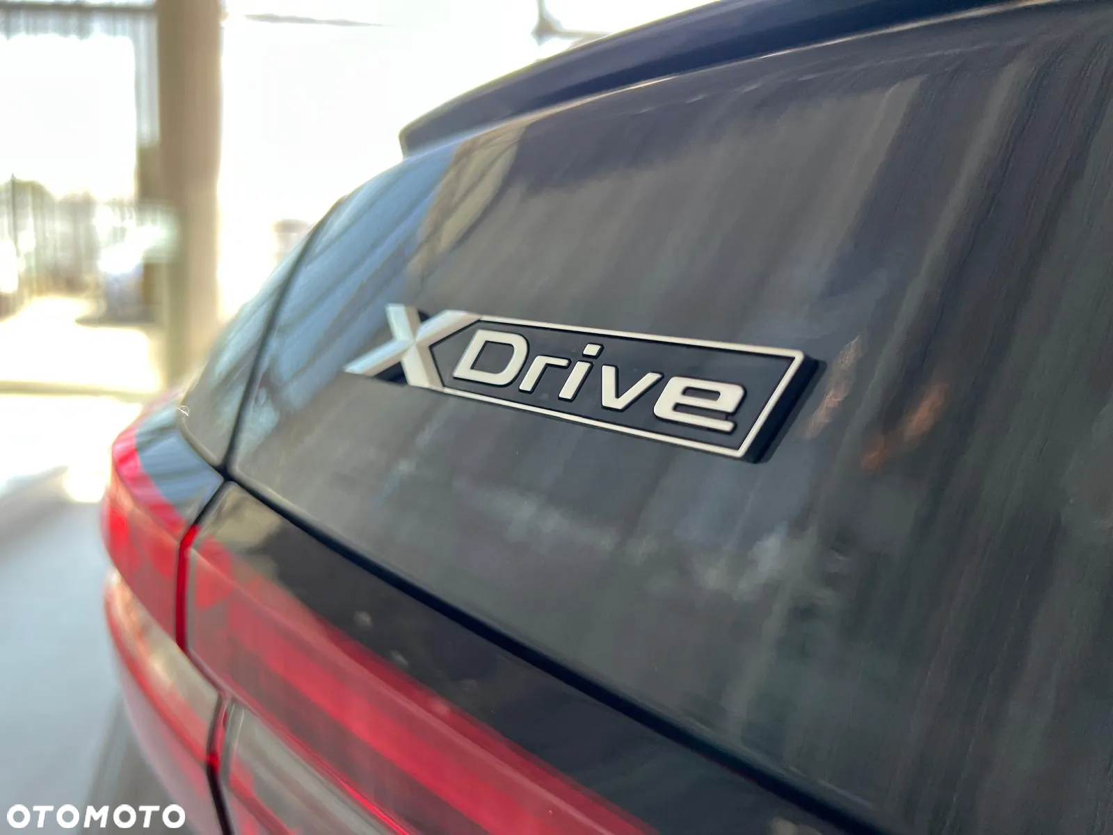 BMW Seria 5 520d xDrive mHEV - 14