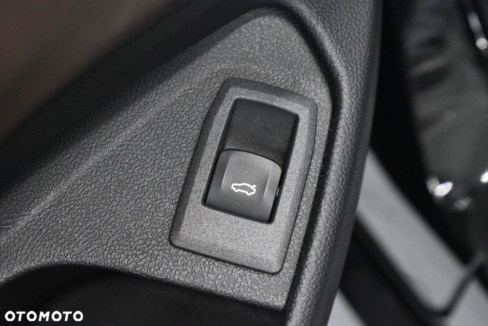 BMW Seria 4 420d xDrive mHEV M Sport - 11
