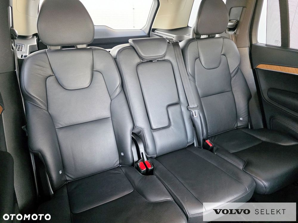 Volvo XC 90 - 16