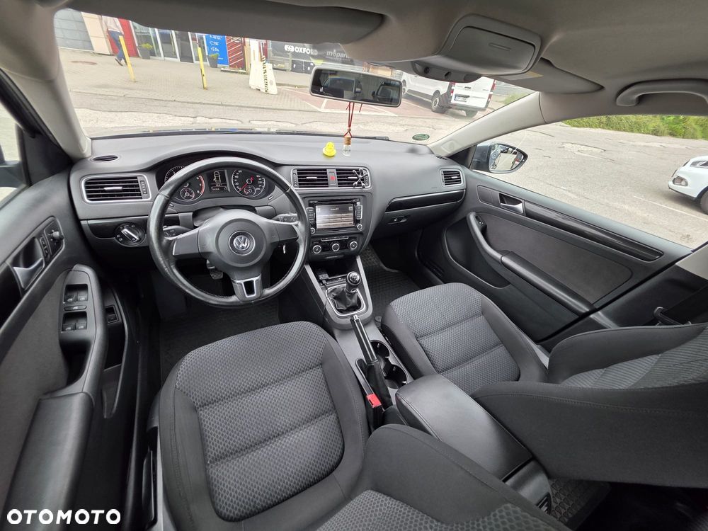Volkswagen Jetta 1.4 TSI Comfortline - 10