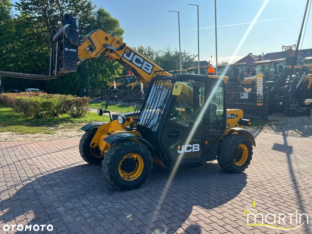 JCB 525-60 - 19