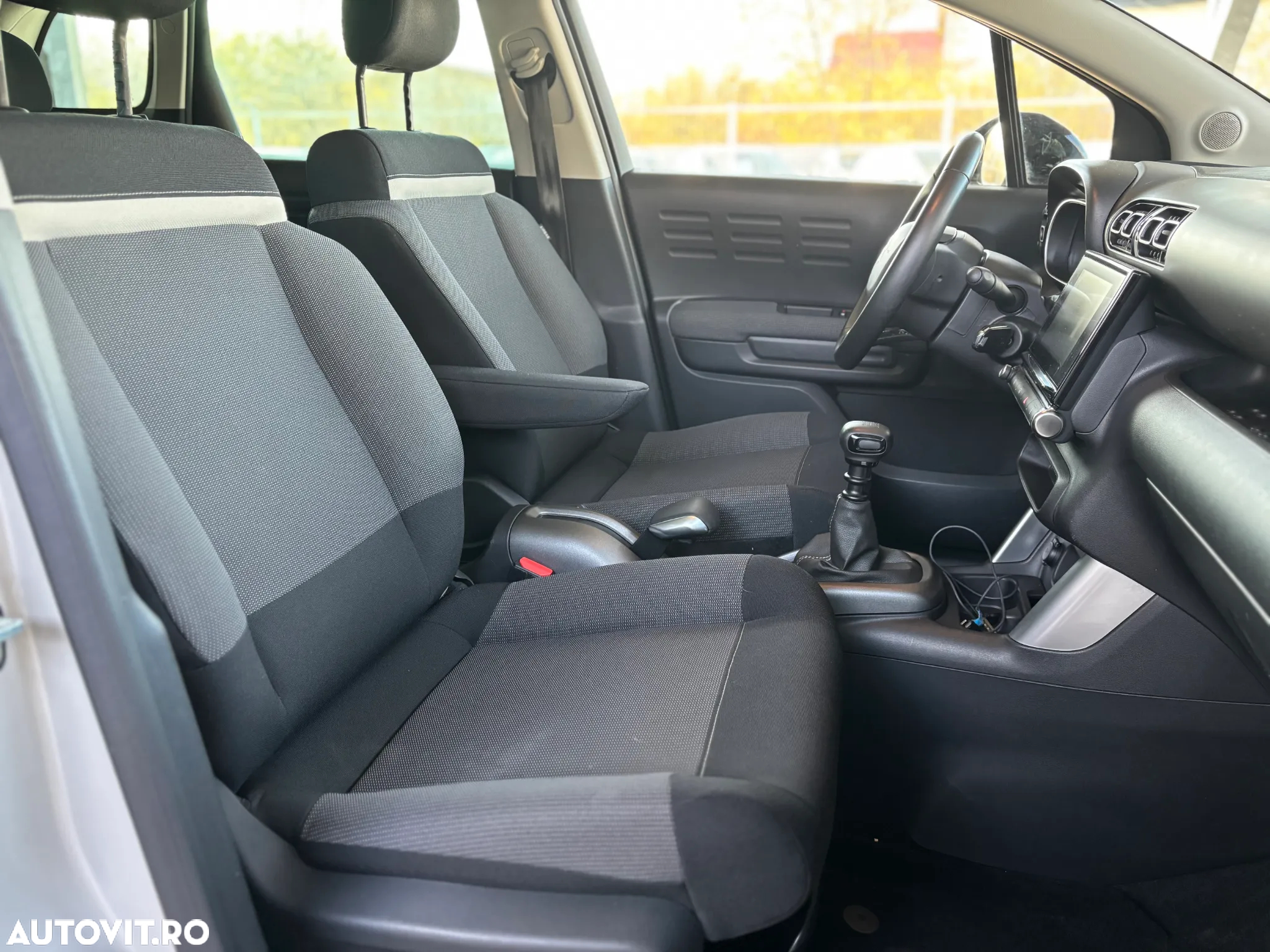 Citroën C3 AIRCROSS BlueHDI 100 Stop & Start Shine - 19