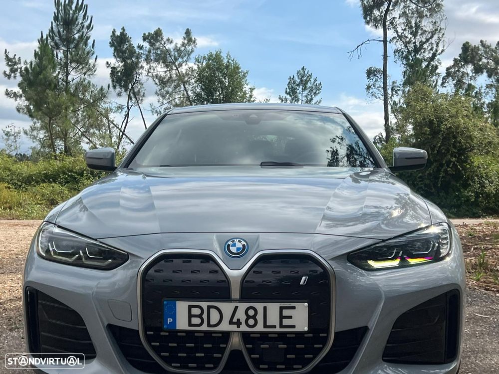 BMW i4 eDrive40 Edição Desportiva M - 17