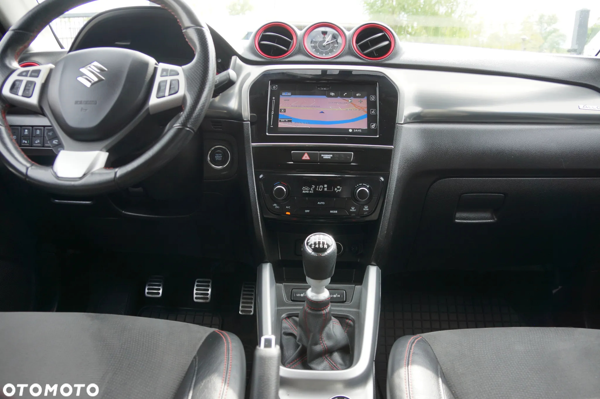 Suzuki Vitara 1.4 Boosterjet Premium 4WD - 13