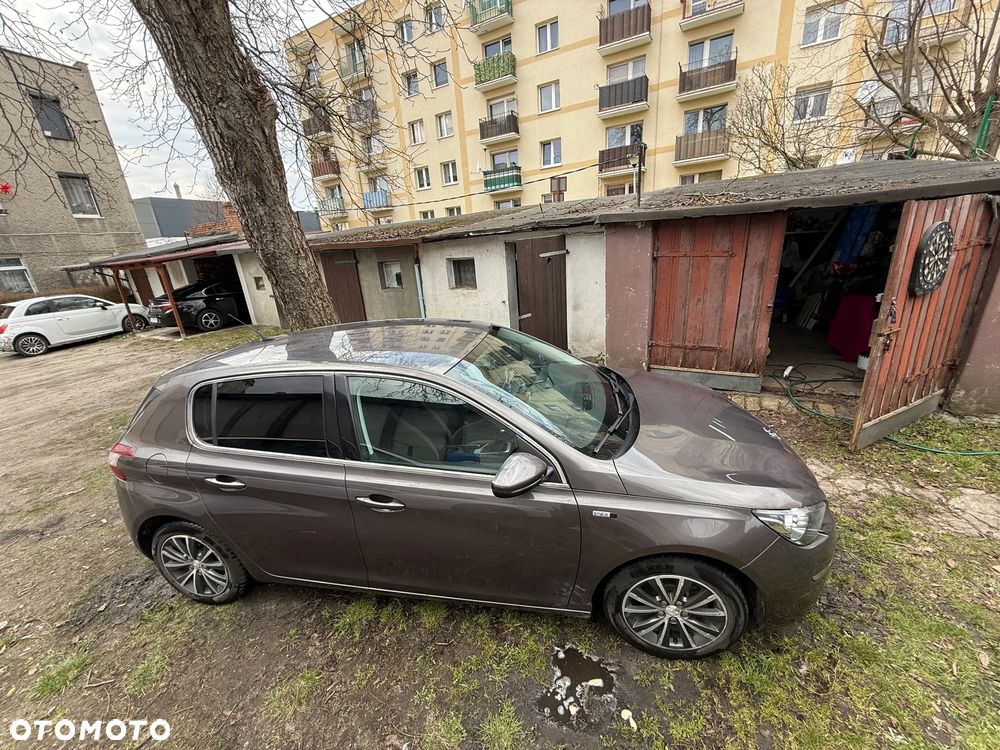 Peugeot 308 1.2 PureTech Business Line S&S - 4