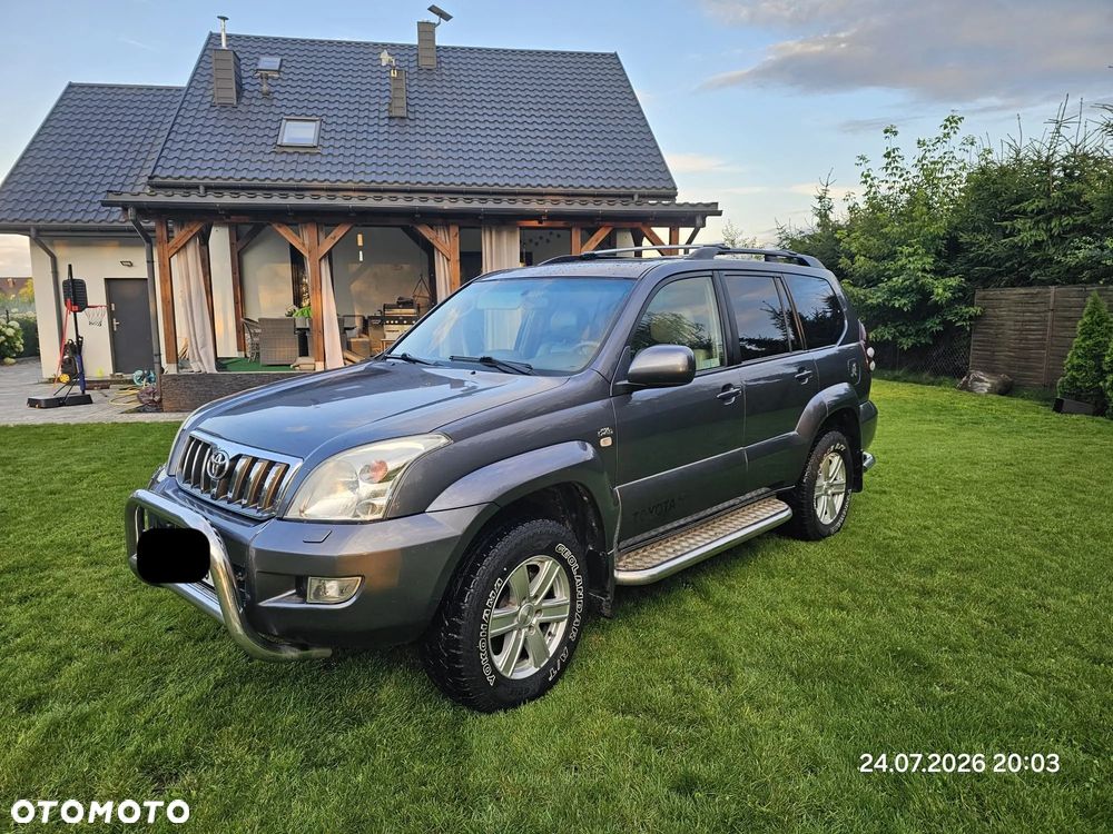 Toyota Land Cruiser - 2
