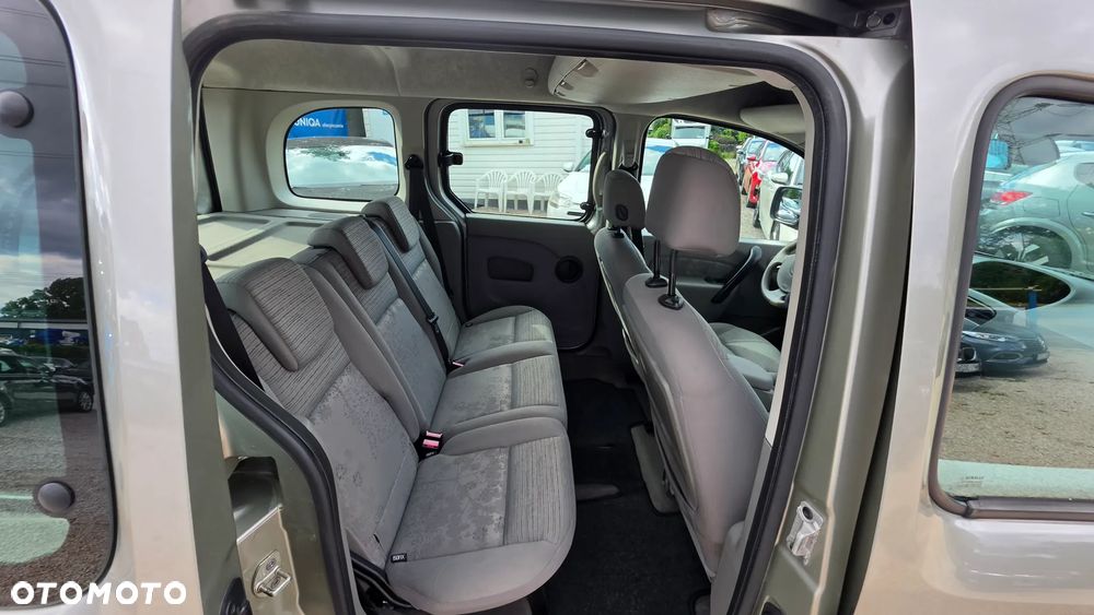 Renault Kangoo 1.6 16V Privilege - 8