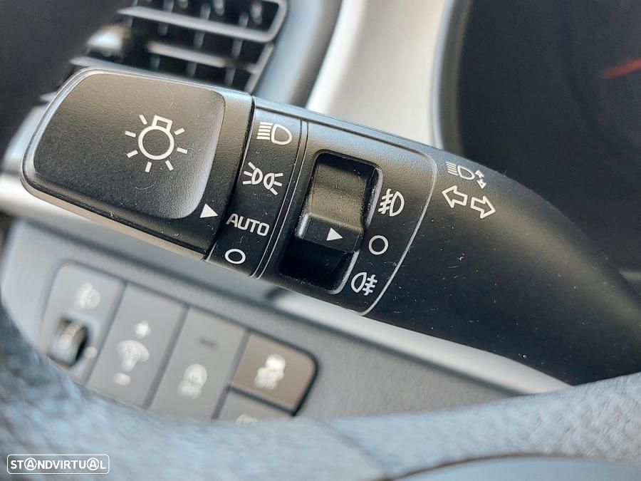 Kia Stonic 1.2 CVVT LX - 19