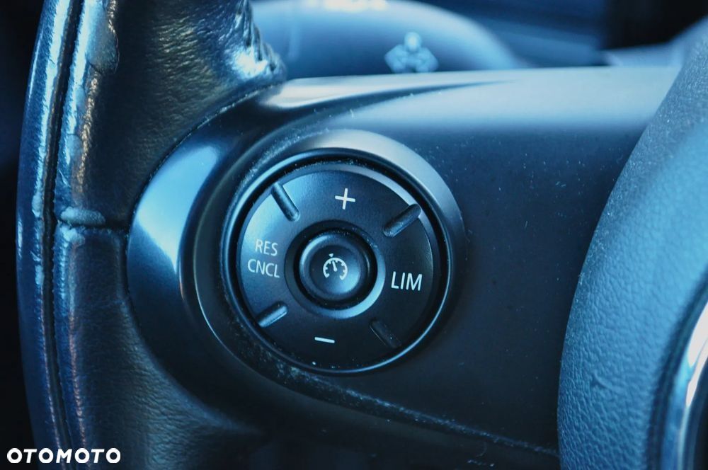 MINI Clubman Cooper D Essential Trim - 13