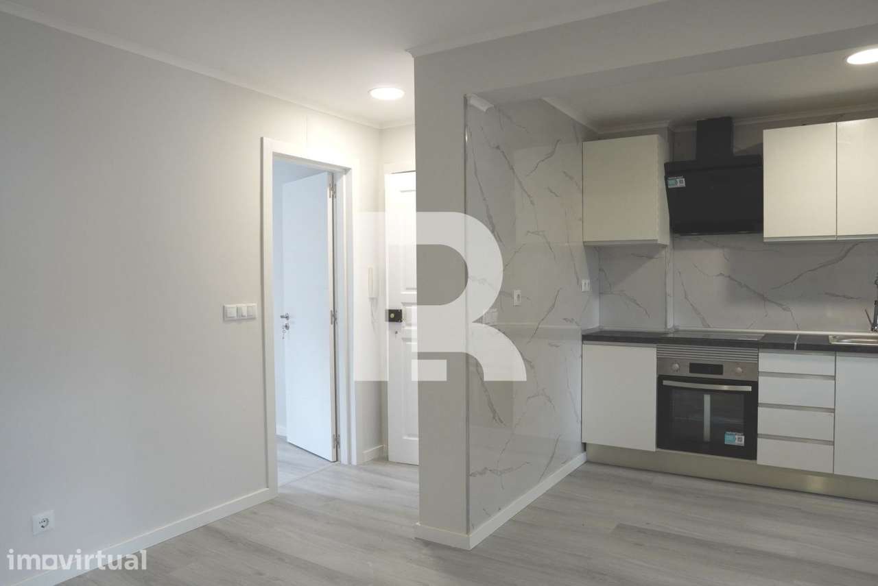 Apartamento T3 totalmente remodelado no Laranjeiro - Grande imagem: 2/22