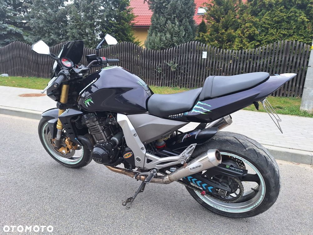 Kawasaki Z - 4