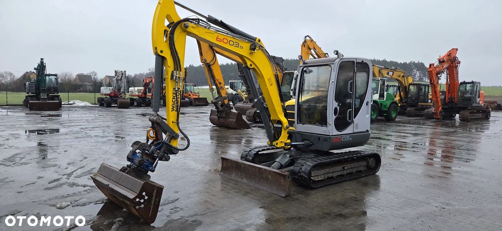 Wacker Neuson <<Wacker Neuson 6003! ROTOTILT !2 łyżki,5500 mtg z Niemiec!>> - 2