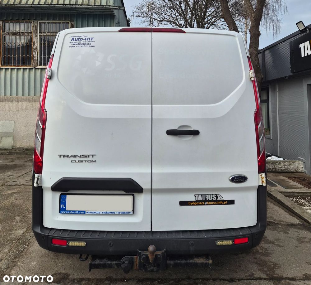 Ford TRANSIT CUSTOM - 16