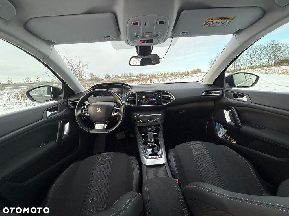 Peugeot 308 1.5 BlueHDi Active Pack S&S EAT8 - 6