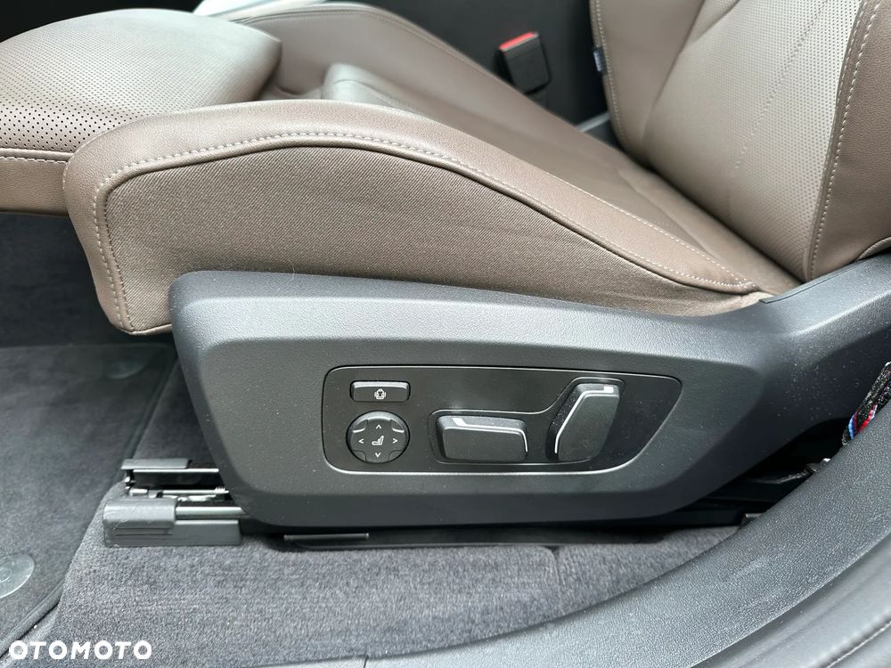 2025 BMW X3, photograph 12