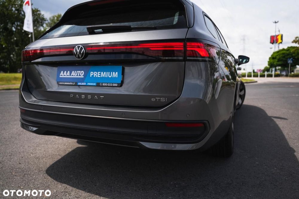 Volkswagen Passat Variant - 14