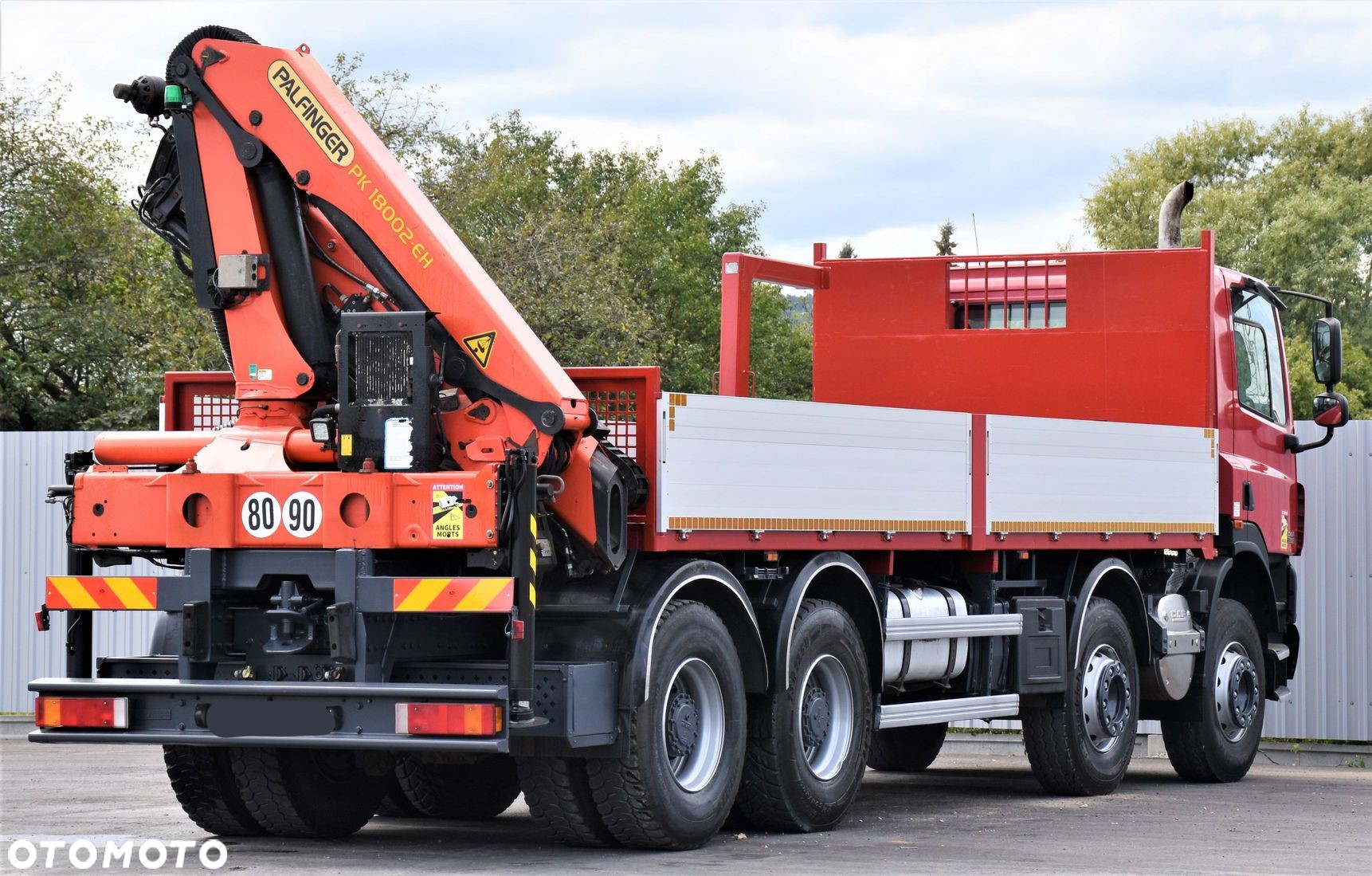 DAF CF 85.410 Skrzynia 6,80m + PK 18002-EHC+PILOT /8x4 - 7