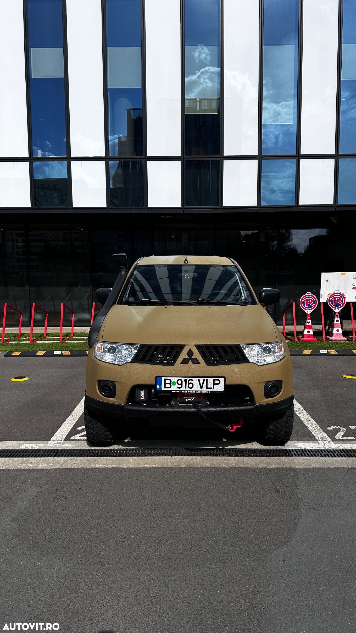 Mitsubishi L200 Double Cab 2.5 DI-D M/T Invite H80 - 1