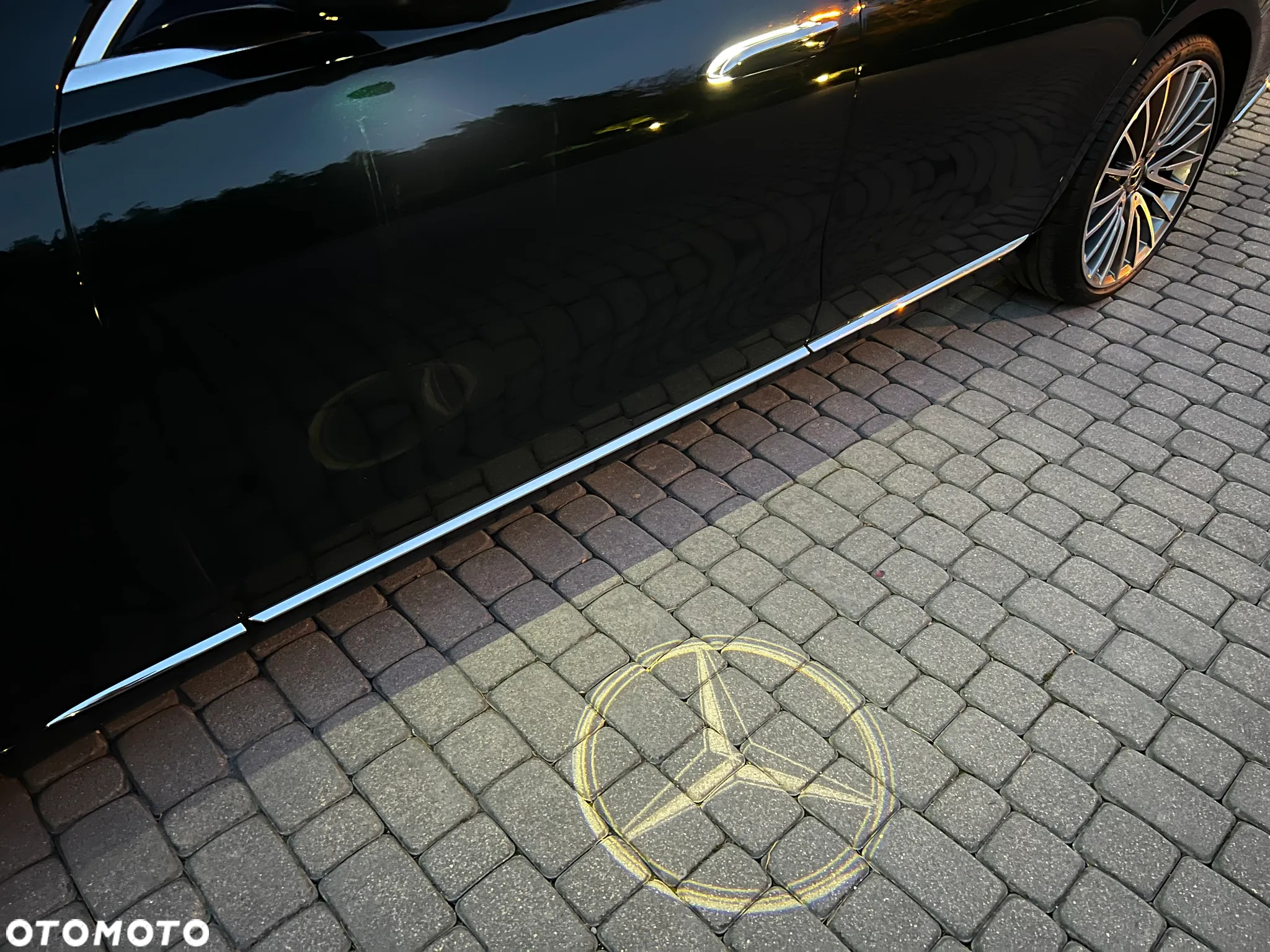 Mercedes-Benz Klasa S 350 d 4Matic 9G-TRONIC - 36