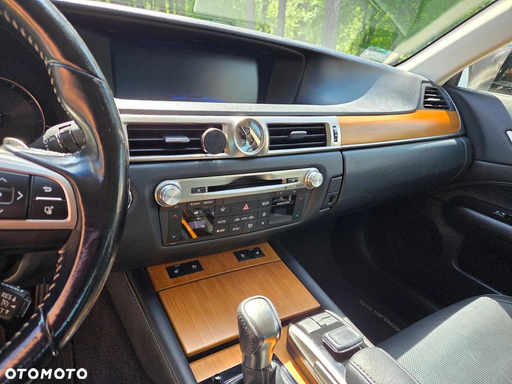 Lexus GS 200t / 300 Elegance - 14