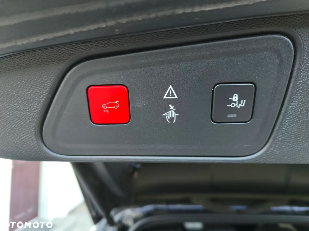 Peugeot 3008 BlueHDi 180 Stop & Start EAT8 GT - 35