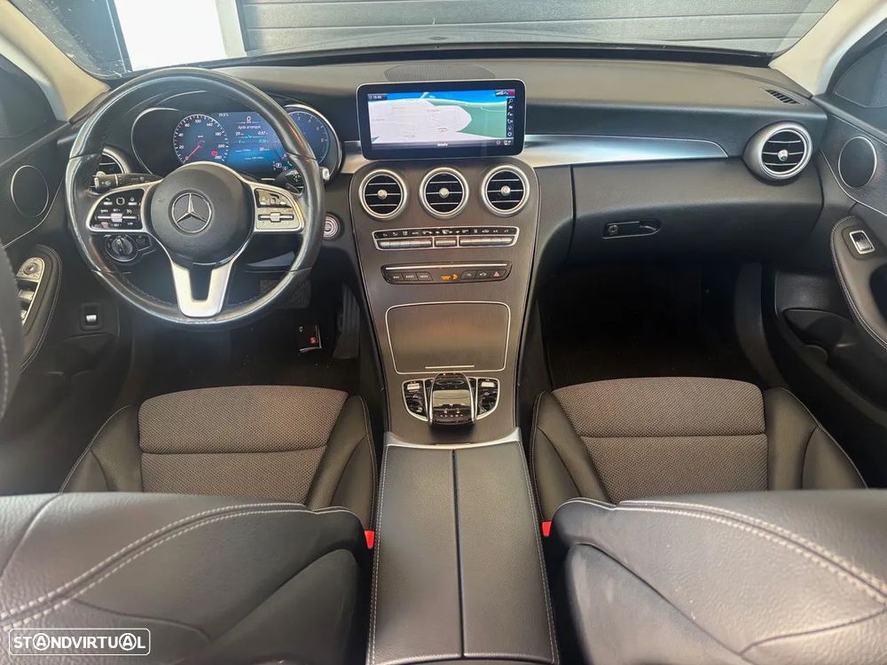 Mercedes-Benz C 320 - 10