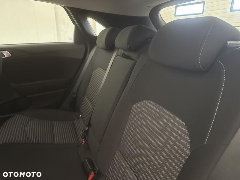Kia Ceed 1.5 T-GDI M DCT - 19