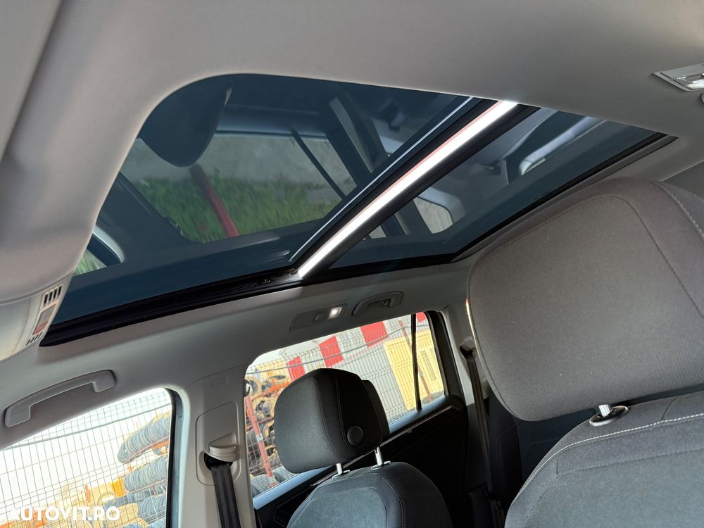Volkswagen Tiguan 2.0 TDI SCR 4MOTION DSG Highline - 28
