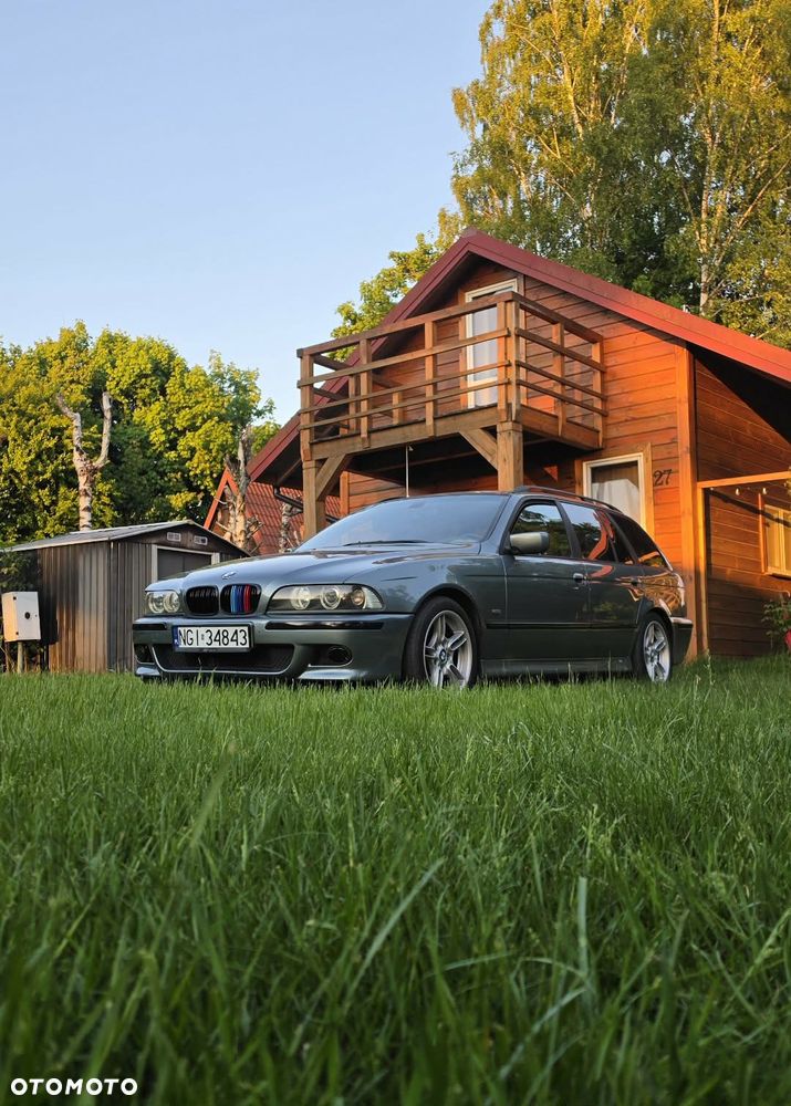 BMW Seria 5 525d - 1