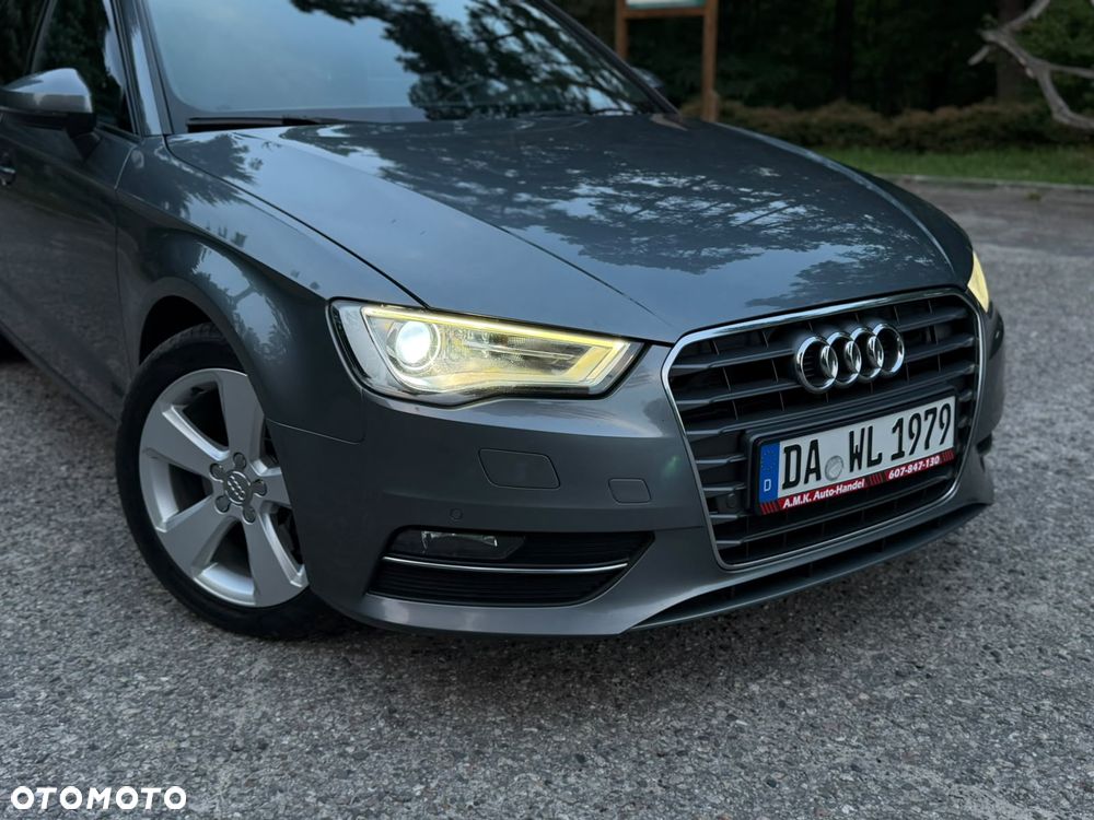 Audi A3 Sportback - 3