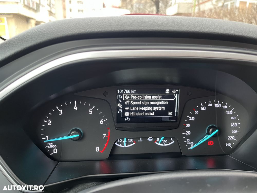 Ford Focus 1.0 EcoBoost Trend - 22