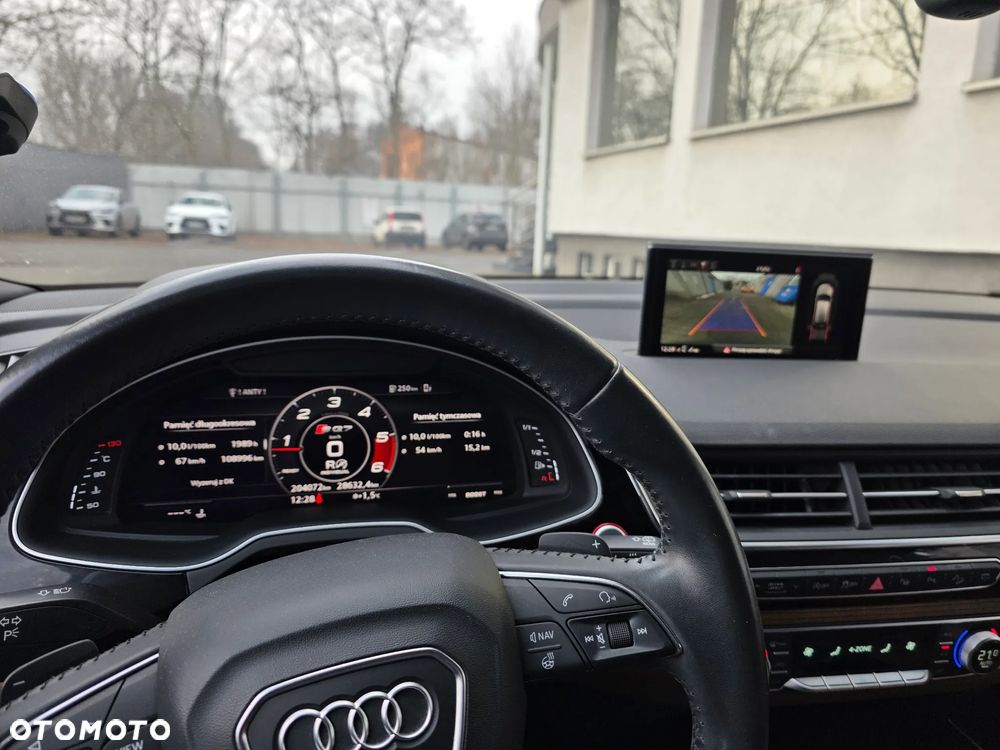 Audi SQ7 - 12
