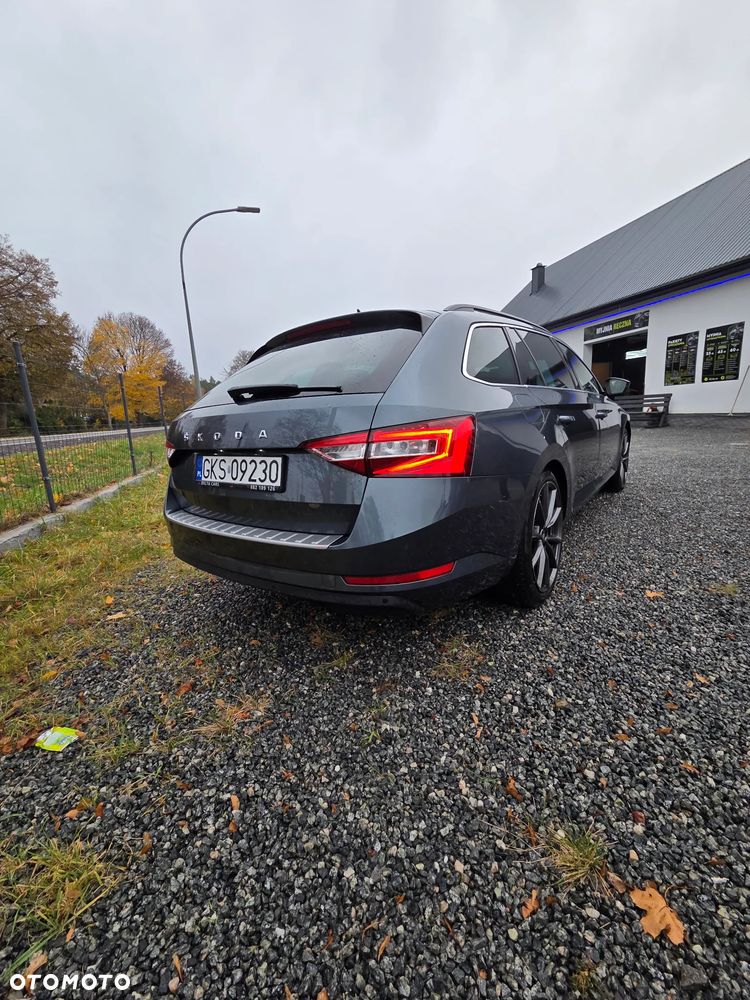 Skoda Superb 2021 photo 4