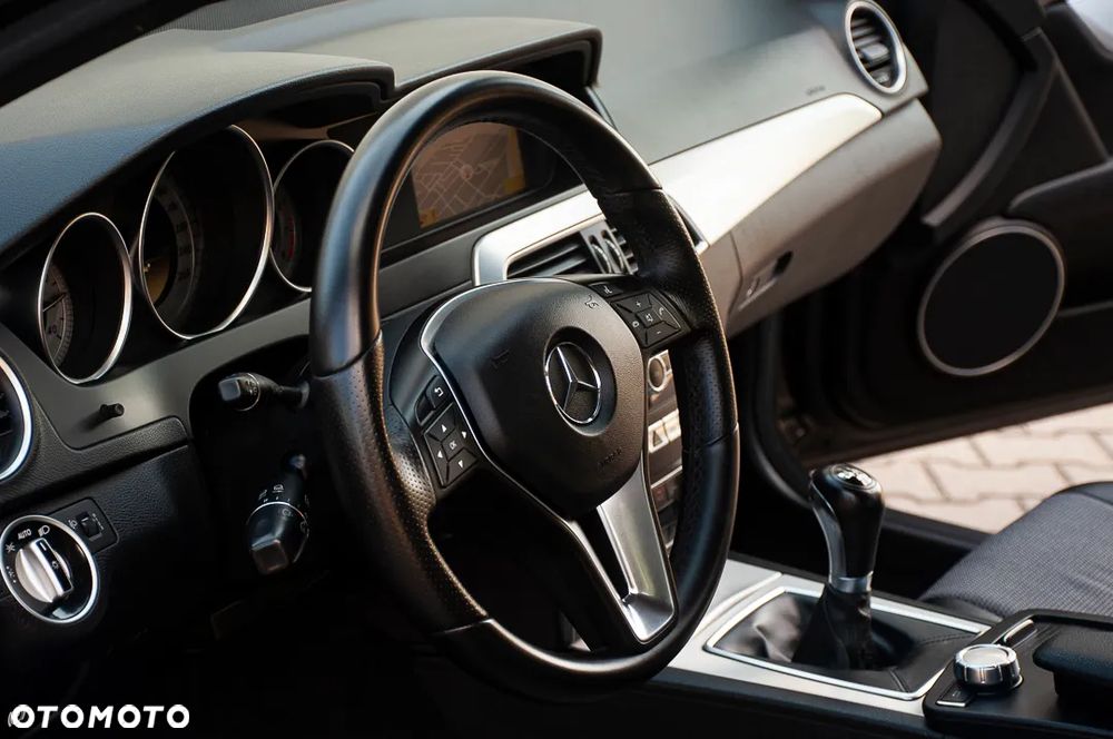 Mercedes-Benz Klasa C 180 Kompressor - 24