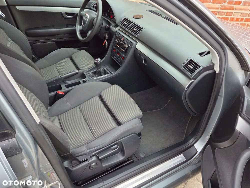 Audi A4 Avant 1.8 T - 13