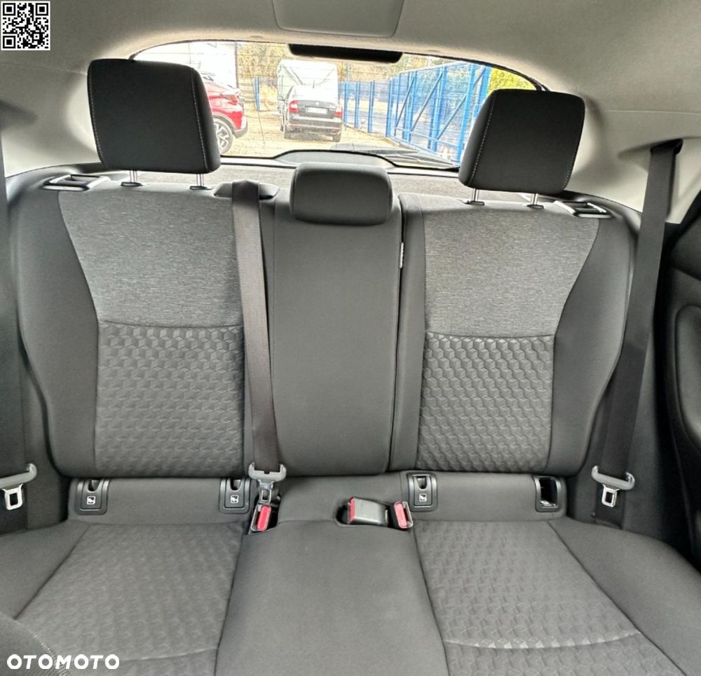 Toyota Yaris - 16